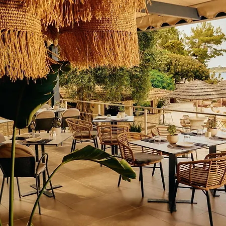 Agali Paxos Hotel Oziás