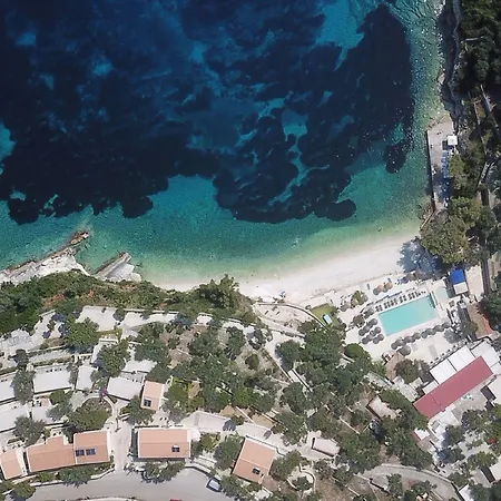 מלון Agali Paxos 4*