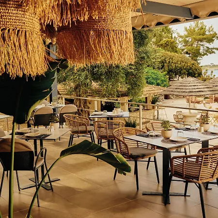 Agali Paxos 4*