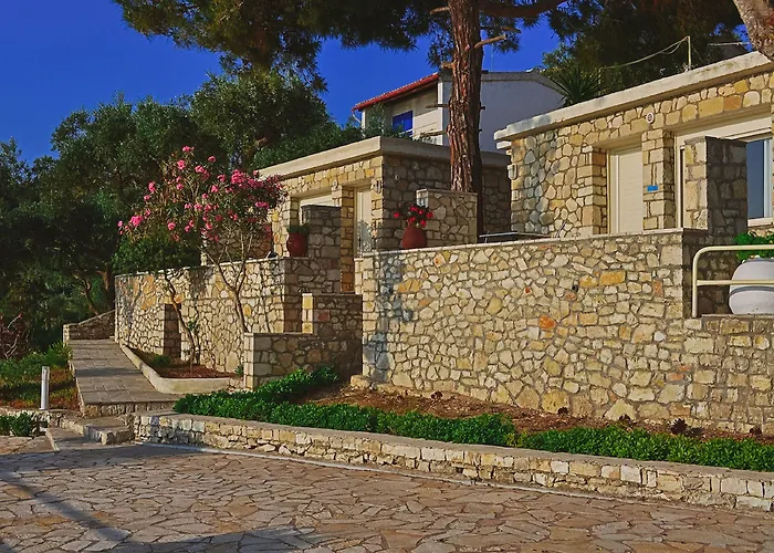 Agali Paxos מלון Oziás